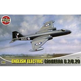 Airfix A10101 1:48 Scale English Electric Canberra B.2/ B20 Military Aircraft Classic Kit Series 10
