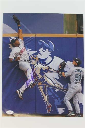 Twins Torii Hunter Autographed/Hand Signed Authentic 11x14 Photo Autograph JSA #g16063
