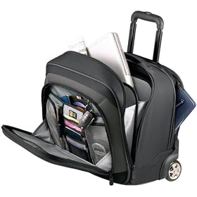 Click here to buy Eva Slimline Black Hardshell Rolling Laptop/tablet Case 15.4IN by Case Logic.