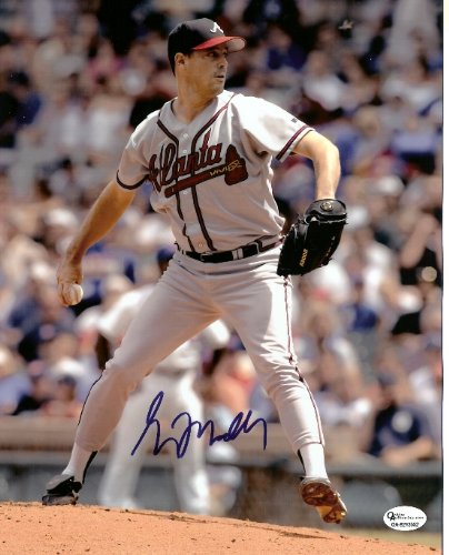 Greg Maddux Autographed Atlanta Braves 8x10 Photo