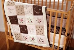 KidsLineJulia3PiecePortacribBeddingSet,Pink/Maroon