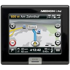 Medion GoPal E3135 Navigationssystem (8,9 cm (3,5 Zoll) Touchscreen, Kartenslot, D/A/CH)