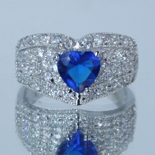 Fabulous Heart Cut Sterling Silver Simulated Blue Sapphire Ring R3105