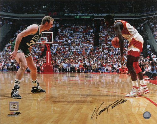 Dominique Wilkins Atlanta Hawks - Action - Autographed 16x20 Photograph