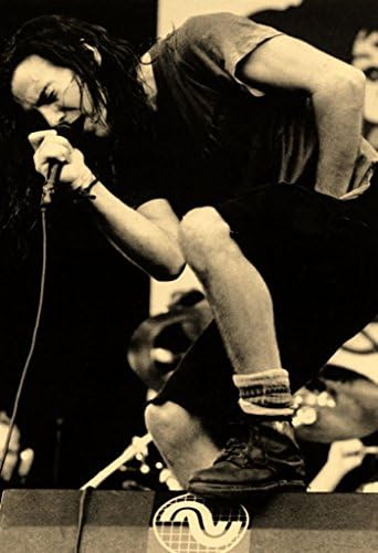 Linda ihome decor Eddie Vedder Poster, Singing, Live in Concert, Pearl Jam Custom Home Decoration Photo Poster Prints 16 X 24 Inch Wall Sticker