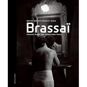 Flaneur durch das nächtliche Paris