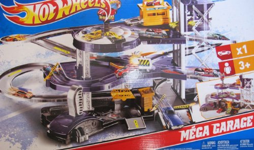 Plasma TV Low Price :Hot Wheels MEGA GARAGE Multi Level Action Playset with ELEVATOR, SPINNING SHOWROOM, 3 Exit Ramps & MORE! Huge Play Set with 1:64 Scale Car