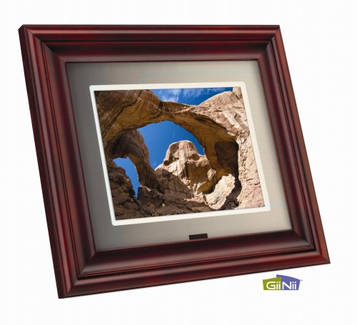GiiNii 8 Inch Ultra Thin Digital Frame in Mahogany Pine Frame