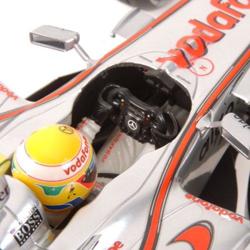 1/18  Vodafone McLaren Mercedes MP4-22    L.Hamilton Showcar  2007