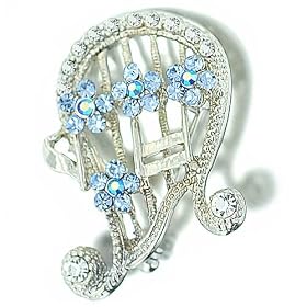 Small Harp Instrument Brooch Pin by 