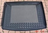 Zoom Produkt-Bild: Kofferraumwanne VW Caddy Life Mixt 2004-2010 mit Gitter hinter 2.Reihe Wanne mit Antirutschmatte Laderaumwanne