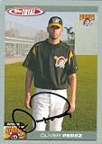 Oliver Perez Autographed/Hand Signed MLB Baseball Card (Pittsburgh Pirates) 2004 Topps Total #264