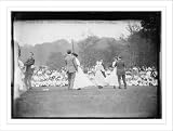 Newswire Photo (L): Doing the Virginia Reel folk dance, Van Cortlandt Park, New York