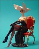 Parastone - Soeur Benedicte - Pin Up Sculptures