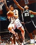 Keith Van Horn Autographed/Hand Signed 8x10 Photo (New Jersey Nets)
