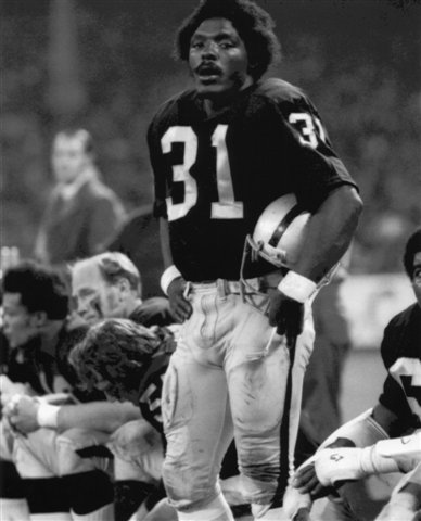 JACK TATUM OAKLAND RAIDERS 8X10 SPORTS ACTION PHOTO (11)