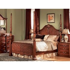 Wyndham California King 4-Poster Bed