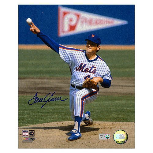 Mounted Memories New York Mets Tom Seaver Autographed 8X10 Photo