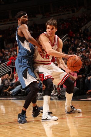 Minnesota Timberwolves v Chicago Bulls: Kyle Korver and Corey Brewer Photographic Poster Print by Ray Amati, 28x42