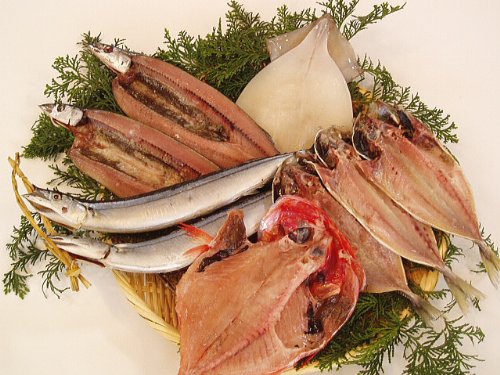 【B-3　こだわり干物セット】鮮度抜群の魚で作ったこだわりの干物です！ お中元・お歳暮等ギフトに最適！