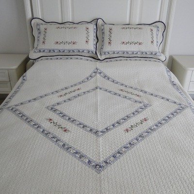 Blue Diamond Full  Queen Quilt Set