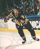 Signed Jaromir Jagr Photo - 8x10 (Pittsburgh Penguins) - Autographed NHL Photos