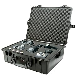 Pelican 1600 Case w/Foam (Black )