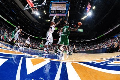 Boston Celtics v Atlanta Hawks: Kevin Garnett, Joe Johnson and Josh Smith Photographic Poster Print by Scott Cunningham, 28x42