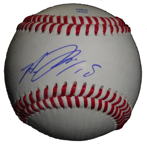 New York Yankees Hiroki Kuroda Autographed ROLB Baseball, Los Angeles Dodgers, Proof Photo of Hiroki Signing for Us.