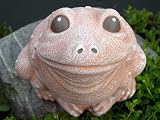 Eigenschaften Tiefes Kunsthandwerk GbR  / Tierfigur Steinfigur Kröte Warzenkröte grün