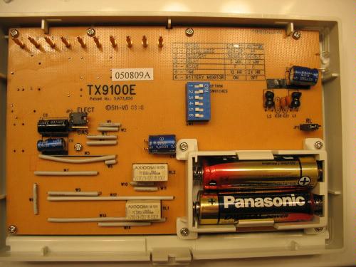 Lux TX9100E 7 Day Universal Programmable Thermostat - Locking