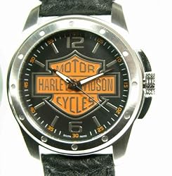 Harley-Davidson&reg; Bulova&reg; Men's Watch. Luminous. Classic HD&reg; Bar & Shield dial. Black leather strap. WR50m/165ft. 76A132