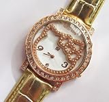 Big Dail Rhinestone Hello Kitty Wrist Watch with Faux Leather Band – Golden