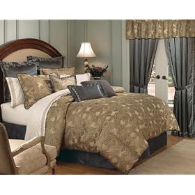 Raymond Waites Bradford 18 by 18-Inch Pillow