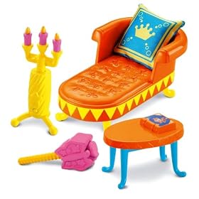 Click here to buy Dora the Explorer Magical Castle: Living Room Playset.