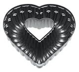 Kaiser Bakeware KaiserCast 7-Inch 2-1/2-Cup Heart-Shaped Bundtform Pan