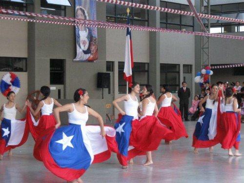 My Dear Friend: Welcome to Chile (Essays from a Teacher in Chile)