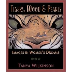Tigers, Moon and Pearls: Images in Women's Dreams