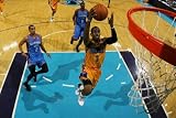 Oklahoma City Thunder v New Orleans Hornets: Chris Paul Photographic Poster Print by Chris , 24x36
