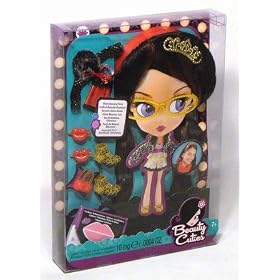 Click here to buy Beauty Cutie Glamalina Beauty Pack by Mattel.