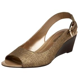 Bandolino Womens Rollup Wedge Bandolino Women's Rollup Wedge
