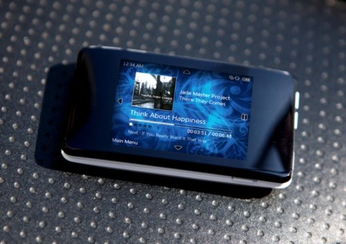 Cover image : iriver Clix2 2GB ホワイト アクティブマトリックス式有機ELディスプレイ搭載 Clix2-2GB-WH