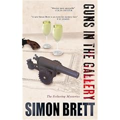 Guns in the Gallery (Fethering Mysteries)
