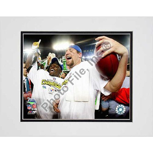 Photo File Pittsburgh Steelers Santonio Holmes and Ben Roethlisberger Super Bowl XLIII Celebration Matted Photo
