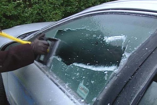 IceDozer Plus Ergonomic Ice Scraper