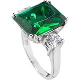 Faux Emerald Ring size 5 Emitations