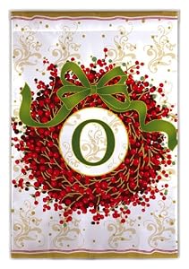 Berry Wreath Garden Flag - O