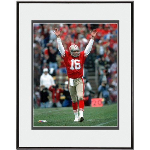 Photo File San Fransisco 49Ers Joe Montana Touchdown Framed Photo