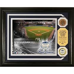 Yankee Stadium Final Season 24KT Gold and Infield Dirt Coin Photo Mint