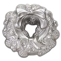 Nordic Ware Holiday Wreath Pan